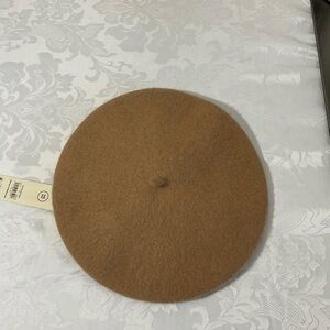 No Boundaries Women BERET Winter Hat Felt Camel New With Tag Classic